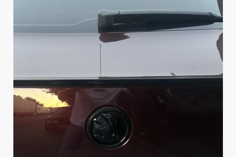 Черная эмблема 5JA853621 (89 мм) Image