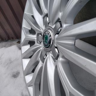 Наклейки на диски 56мм J1009 (4 шт) фото 2