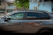 Toyota Rav 4 2019- гг. Ветровики с хромированным молдингом (4 шт, Niken) фото 2