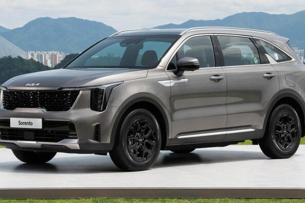 Обновленный кроссовер KIA Sorento 2024