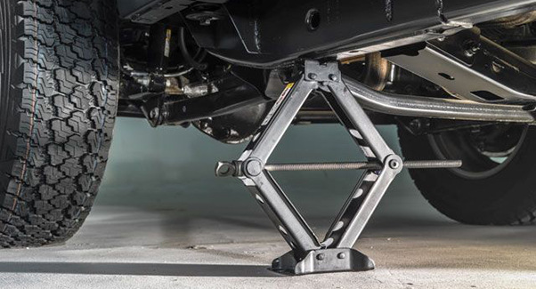 Как выбрать домкрат для автомобиля?