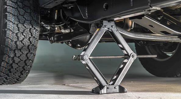 Как выбрать домкрат для автомобиля?