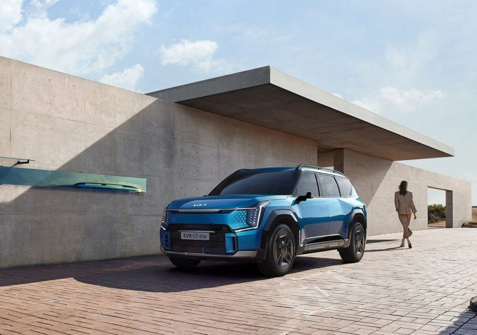 Семиместный электрический кроссовер Kia EV9