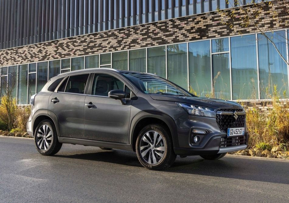 Обзор кроссовера Suzuki S-CROSS