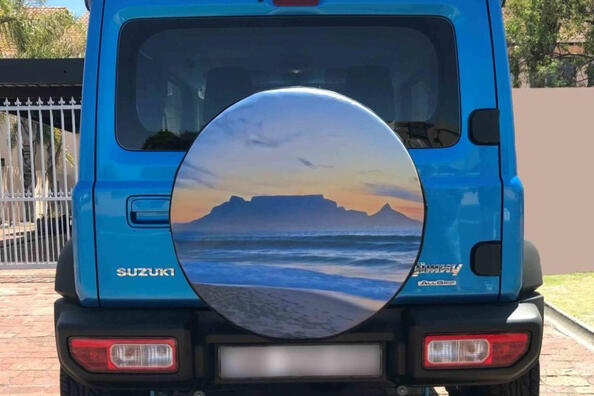 Зачем нужен чехол для запасного колеса?