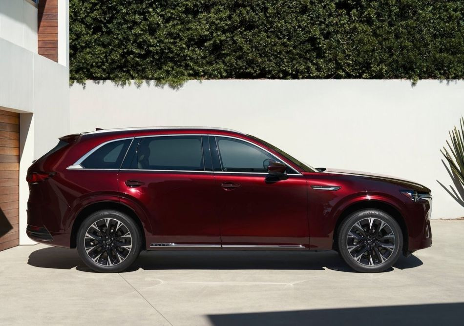 Обзор полноразмерного внедорожника Mazda CX-90