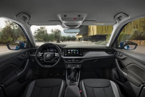 Обзор обновленного кроссовера первого поколения Skoda Kamiq фото 6