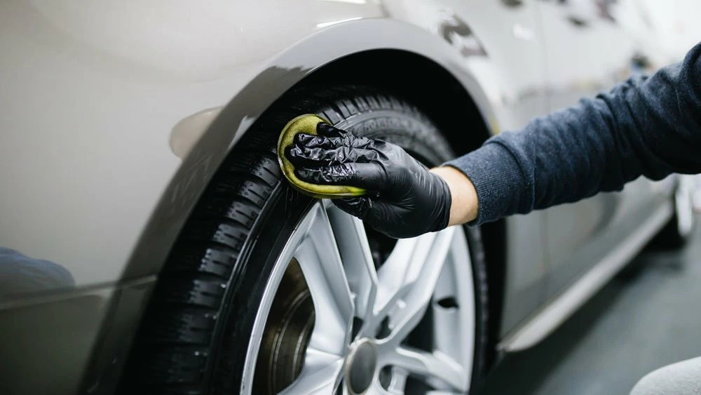 Как правильно ухаживать за шинами автомобиля: советы и рекомендации