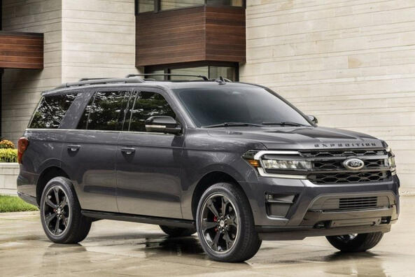 Рестайлинговый внедорожник Ford Expedition четвертого поколения