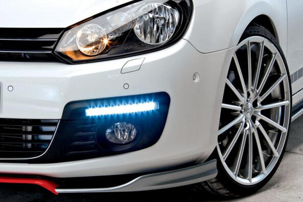 Значение дневных ходовых огней: безопасность и комфорт в пути