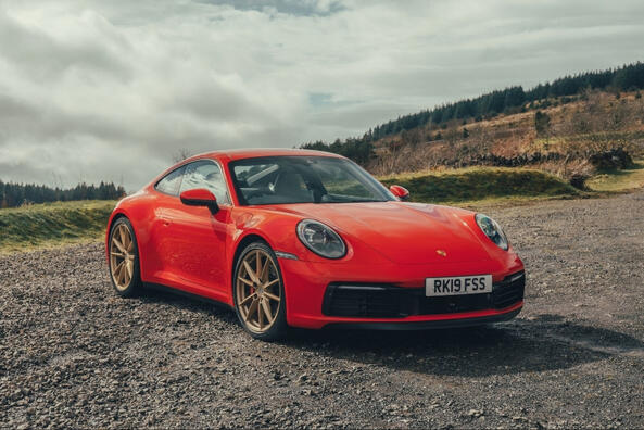 Porsche 911 Carrera: перфекционизм в деталях