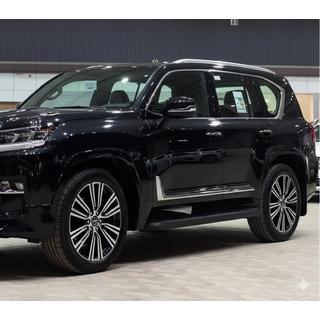 Черные молдинги на двери F-Sport белый+черный (4 шт, ABS) Lexus LX 500d/600 2022- гг. фото 2