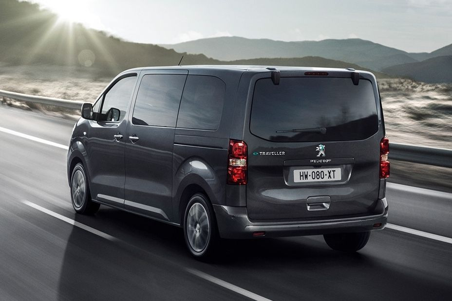 Обзор электрического минивэна Peugeot e-Traveller