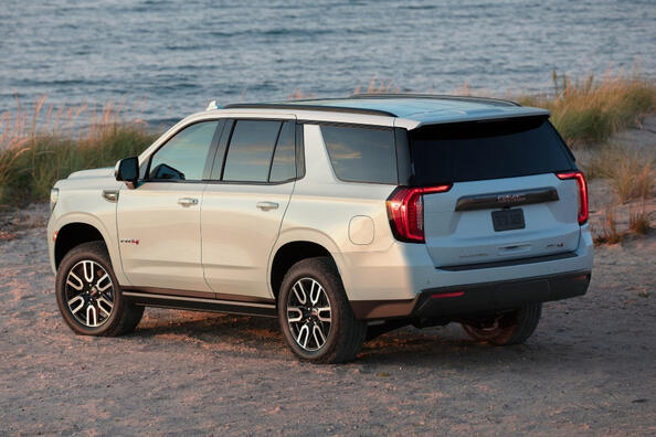 Обзор внедорожника GMC Yukon пятого поколения фото 4
