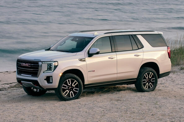 Обзор внедорожника GMC Yukon пятого поколения фото 3