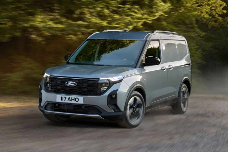 Обзор фургона Ford Transit Courier второго поколения