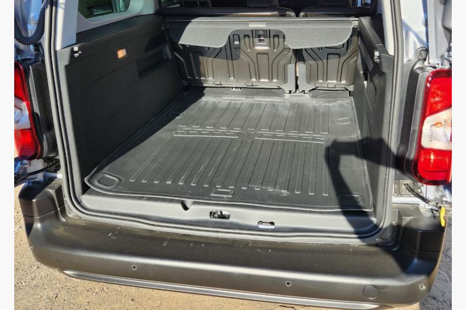 Citroen Berlingo/Multispace 2018- гг. 3D Коврик в багажник Длинная база (Stingray) Image