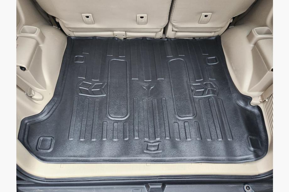 Toyota Land Cruiser Prado 120 2002-2009 гг. 3D коврик в багажник (5/7 мест) (Stingray) Image