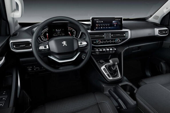 Обзор полноприводного пикапа Peugeot Landtrek фото 6