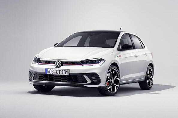 Volkswagen Polo GTI: стремительность и стиль в компактном виде фото 3