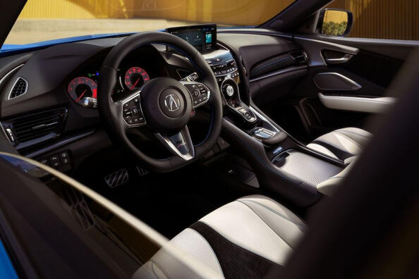 Обзор обновленного премиального кроссовера Acura RDX фото 5