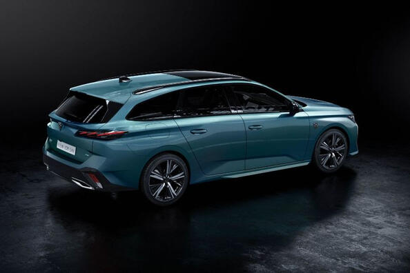 Обзор третьего поколения универсала Peugeot 308 SW фото 3
