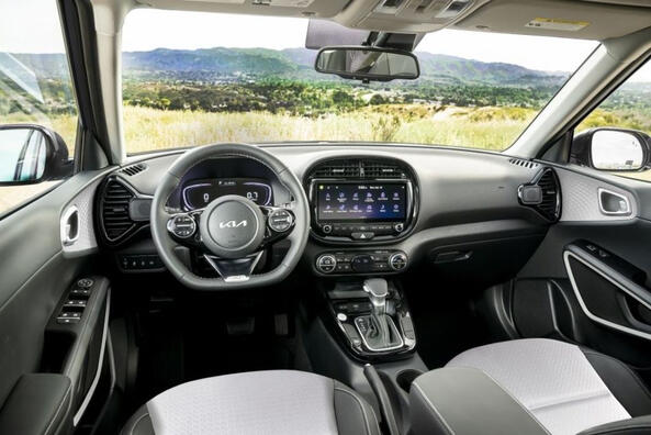 Обновленный городской кроссовер KIA Soul третьего поколения фото 4
