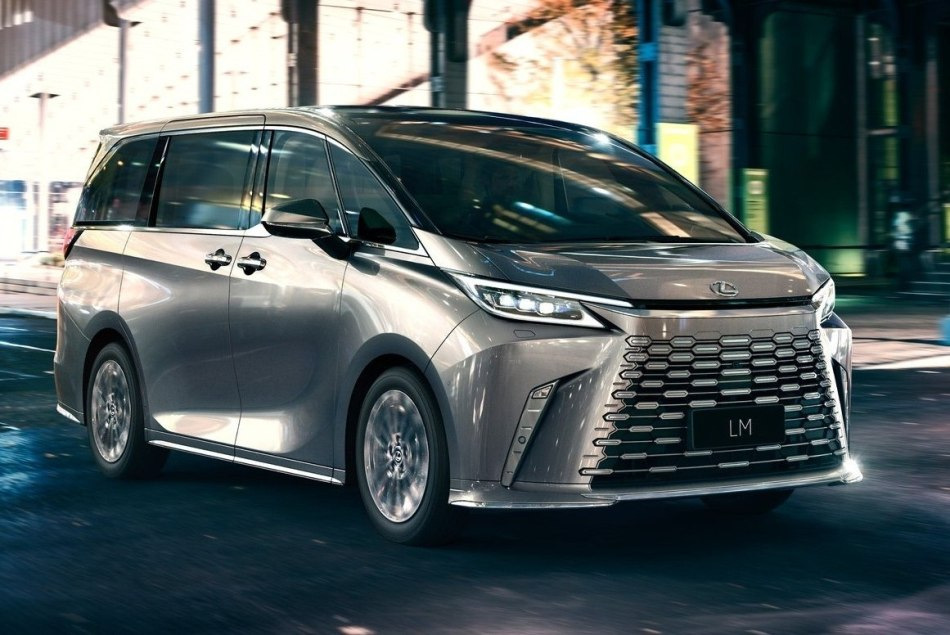 Обзор премиального минивэна Lexus LM второго поколения
