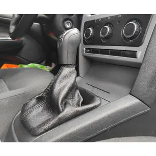 Кожаный чехол для рычага КПП Skoda Octavia II A5 2010-2013 гг. фото 1