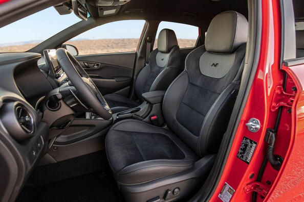 Hyundai Kona N: «заряженный» корейский кроссовер фото 6