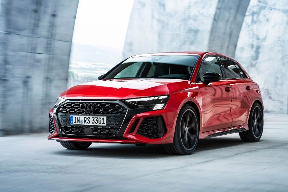 Audi RS 3 Sportback: обзор заряженного хэтчбека