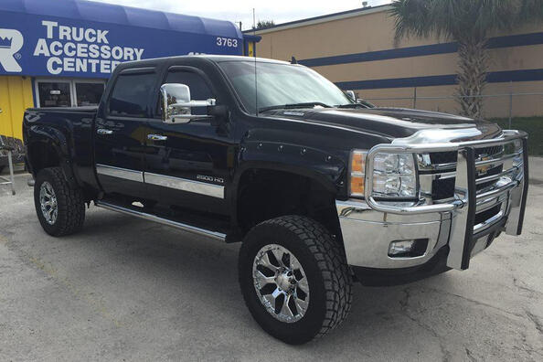 Хромированные элементы: стильный тюнинг с практической пользой