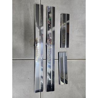 Накладки на пороги (Carmos V1, 4 шт, нержавейка) Распродажа Nissan Qashqai 2014-2021 гг. фото 3