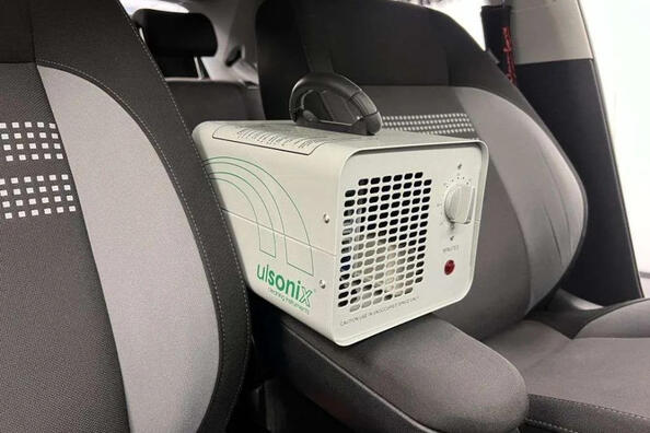 Озонировка салона автомобиля: зачем это нужно?