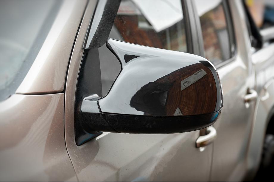 Volkswagen Amarok 2010-2022 гг. Накладки на Зеркала RLine-Look (2 шт) Image
