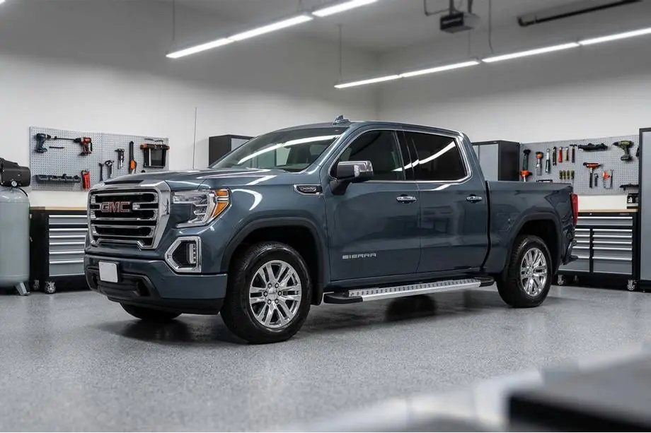 GMS Sierra 2019- гг. Боковые Подножки New Vision Grey (2 шт., Алюминий) Image
