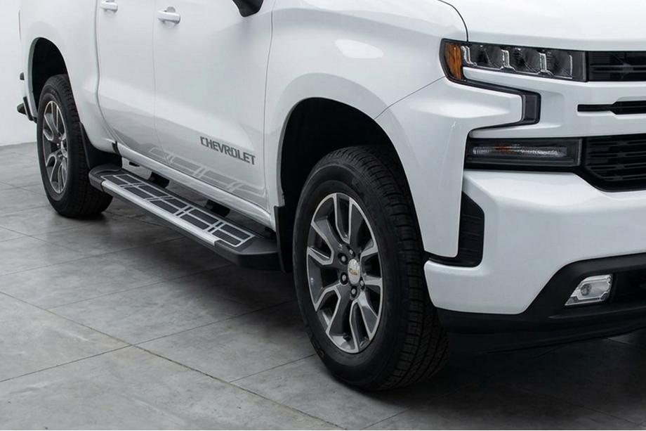 Chevrolet Silverado 2019- гг. Боковые Подножки Sunrise (2 шт., Алюминий) Image