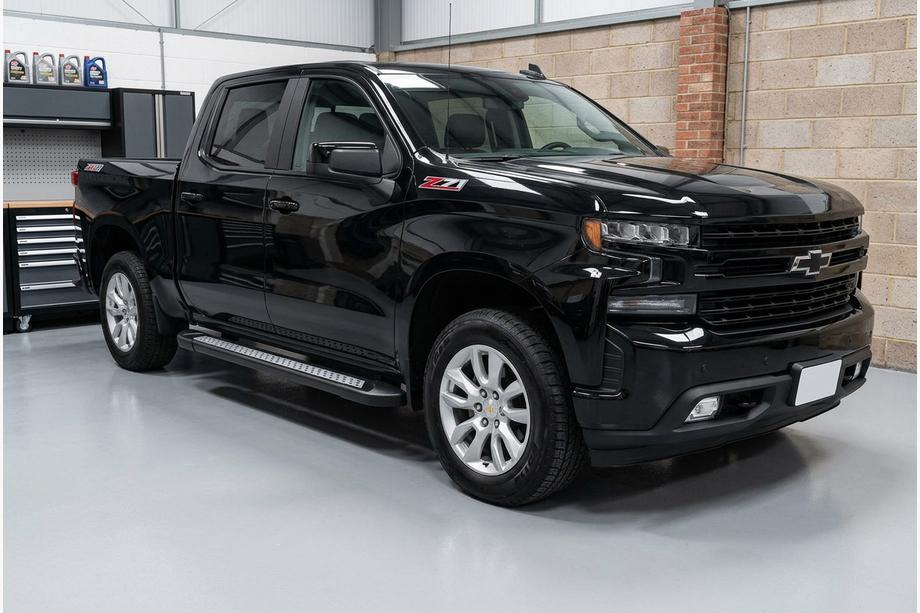 Chevrolet Silverado 2019- гг. Боковые пороги New Vision Black (2 шт., алюминий) Image