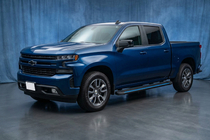 Chevrolet Silverado 2019- гг. Боковые Подножки Maya Blue (2 шт., Алюминий) фото 1