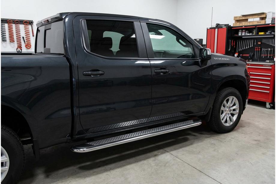 Chevrolet Silverado 2019- гг. Боковые Подножки Maydos V2 (2 шт., Алюминий) Image