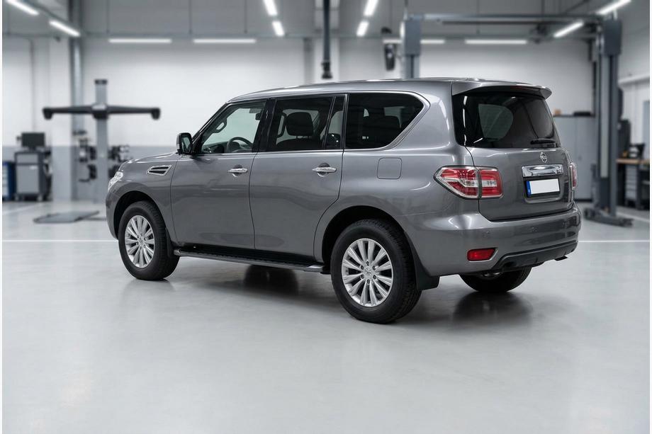 Nissan Armada 2016-2024 гг. Боковые Подножки Bosphore Black (2 шт., Алюминий) Фото 1