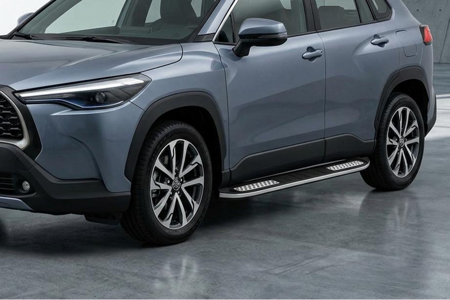 Toyota Corolla Cross 2020- гг. Боковые Подножки Tayga V2 (2 шт., Алюминий) Фото 1