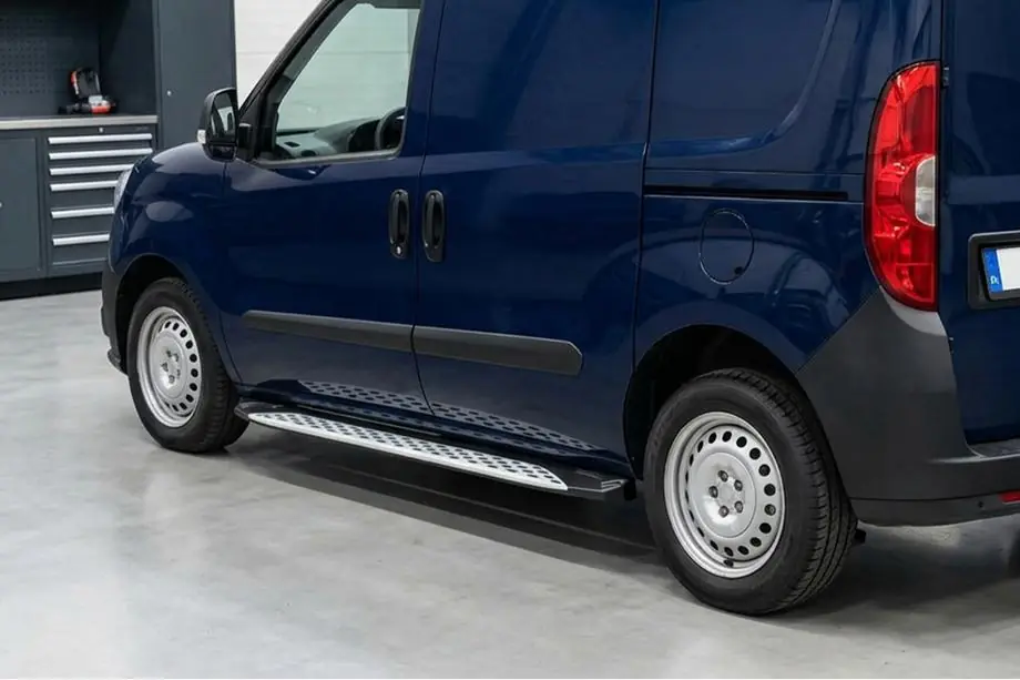Fiat Doblo II 2010-2022 гг. Боковые Подножки Shining V1 (2 шт., Алюминий) Фото 1