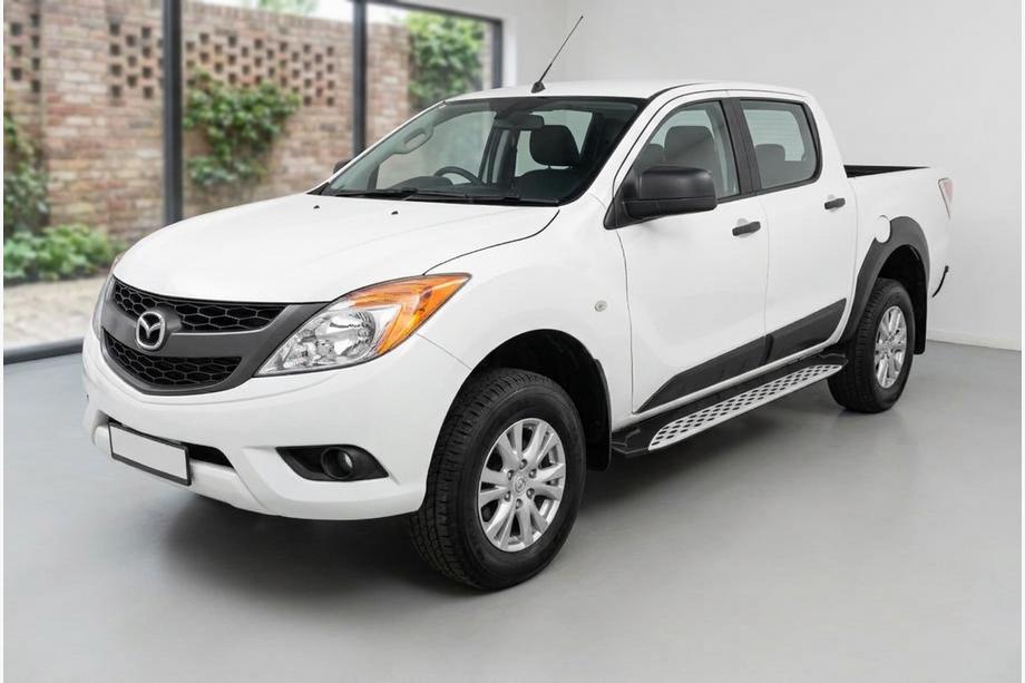 Mazda BT-50 2012- гг. Боковые Подножки Shining V1 (2 шт., Алюминий) Фото 1