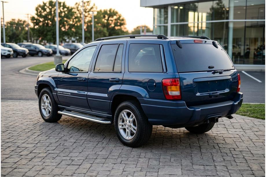 Jeep Grand Cherokee WJ 1999-2004 гг. Боковые Подножки Maydos V2 (2 шт., Алюминий) Фото 1