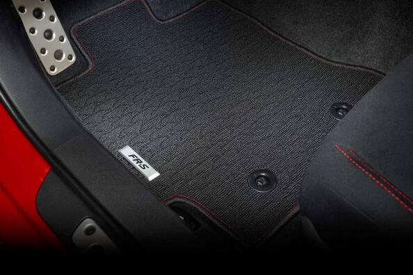 Все что нужно знать об автомобильных ковриках