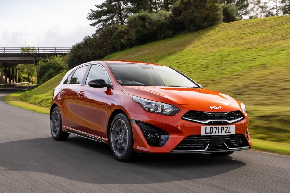 Обзор обновленного хэтчбека KIA Ceed
