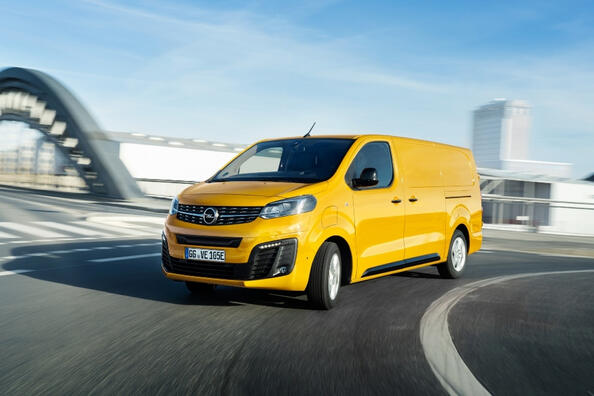 Opel Vivaro-e: электрический фургон для бизнеса и отдыха фото 2