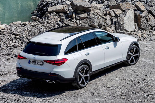 Mercedes-Benz C-Class All-Terrain: обзор универсала повышенной проходимости фото 3