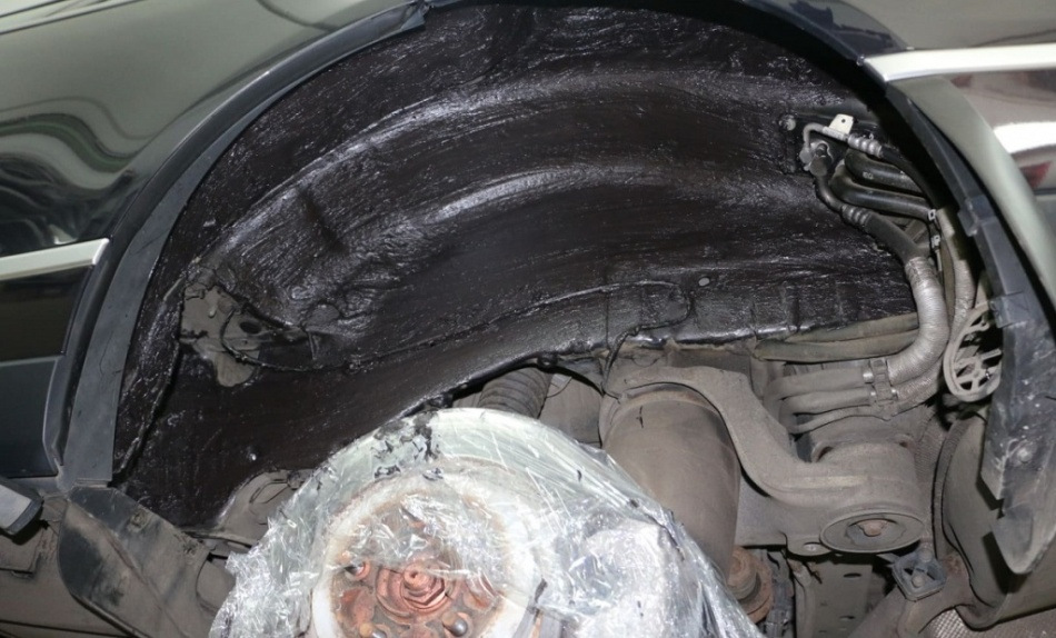 Что такое жидкая шумоизоляция для автомобиля: плюсы и минусы